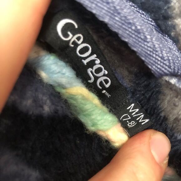 🪄 George | Blue Camo SIZE 7/8 Robe - Picture 2 of 4